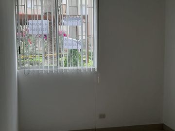Venta Departamento Primer Piso en Condominio Alto Colonial