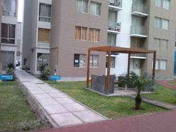 Venta Departamento Primer Piso en Condominio Alto Colonial