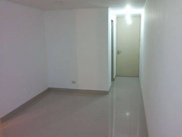 Venta Departamento Primer Piso en Condominio Alto Colonial