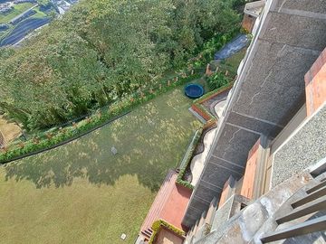 VENTA DE APARTAMENTO DE LUJO 212 M2 SECTOR TEJARES, MANIZALES CALDAS