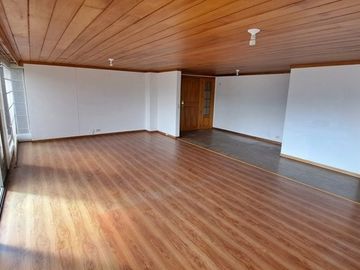 VENTA DE APARTAMENTO DE LUJO 212 M2 SECTOR TEJARES, MANIZALES CALDAS