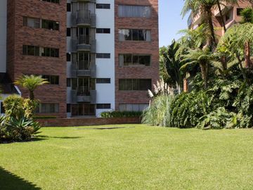 VENTA DE APARTAMENTO DE LUJO 212 M2 SECTOR TEJARES, MANIZALES CALDAS