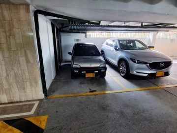 VENTA DE APARTAMENTO DE LUJO 212 M2 SECTOR TEJARES, MANIZALES CALDAS