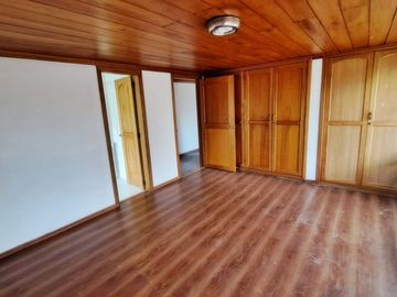 VENTA DE APARTAMENTO DE LUJO 212 M2 SECTOR TEJARES, MANIZALES CALDAS