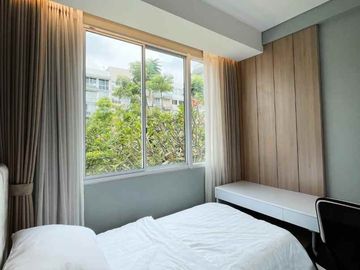 Disewakan Rainbow Spring Condovilla Exclusive 4BR Apartemen