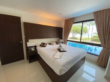 Golden Coast, swimming pool front, sea view, Condo for sale in Sriracha, Bang Phra.