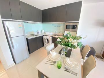 Golden Coast, swimming pool front, sea view, Condo for sale in Sriracha, Bang Phra.