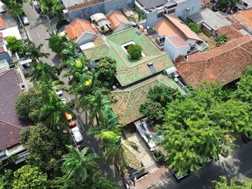 RUMAH at Jl PEJOMPONGAN RAYA, JAKPUS