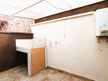 Casa con local comercial I CONTROL SUR