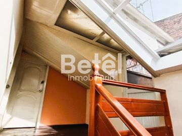 Casa con local comercial I CONTROL SUR