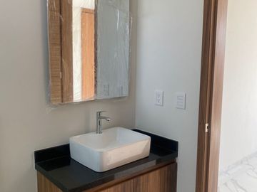 CASA EN VENTA EN COTO NOUVE