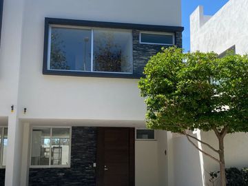 CASA EN VENTA EN COTO NOUVE