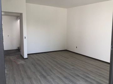 CASA EN VENTA NUEVA (a pie de calle) A 1 CUADRA DE LA CARRETERA METEPEC-ZACANCO Y DESVIACIÓN AL LIBRAMIENTO AV. TECNOLÓGICO EN METEPEC