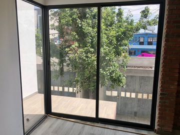 CASA EN VENTA NUEVA (a pie de calle) A 1 CUADRA DE LA CARRETERA METEPEC-ZACANCO Y DESVIACIÓN AL LIBRAMIENTO AV. TECNOLÓGICO EN METEPEC