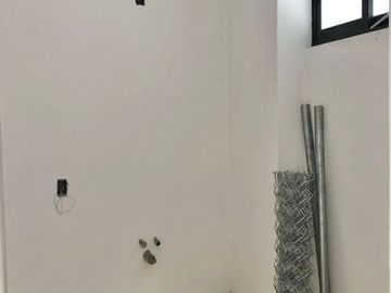 CASA EN VENTA NUEVA (a pie de calle) A 1 CUADRA DE LA CARRETERA METEPEC-ZACANCO Y DESVIACIÓN AL LIBRAMIENTO AV. TECNOLÓGICO EN METEPEC