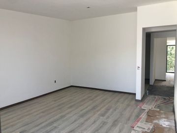 CASA EN VENTA NUEVA (a pie de calle) A 1 CUADRA DE LA CARRETERA METEPEC-ZACANCO Y DESVIACIÓN AL LIBRAMIENTO AV. TECNOLÓGICO EN METEPEC