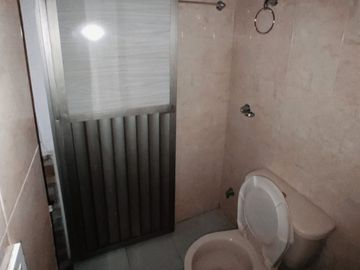 CASA EN VENTA EN LA VARIANTE DE TURBACO CON 5 APARTAMENTOS