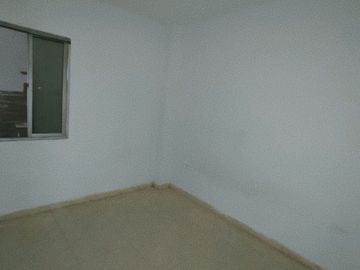 CASA EN VENTA EN LA VARIANTE DE TURBACO CON 5 APARTAMENTOS