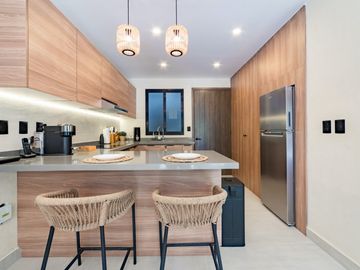 Ziba Condos & Suites Studios