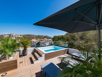 Ziba Condos & Suites Studios