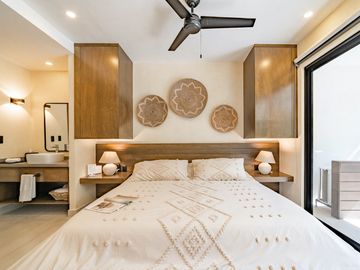 Ziba Condos & Suites Studios