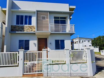 Grab This! Ready for Occupancy House and Lot - 3minutes away from Tanauan Exit!