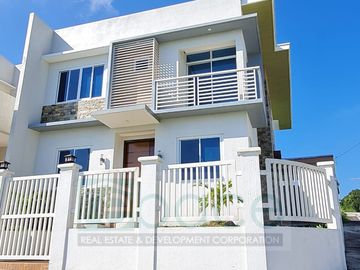 Grab This! Ready for Occupancy House and Lot - 3minutes away from Tanauan Exit!