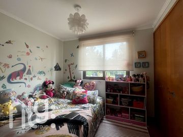 VENDO CASA COMUNA LA REINA SANTIAGO