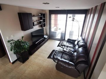 Penthouse de lujo de Venta en Cuenca y amplia terraza con vista espectacular al centro turi y baños Sector 3 puentes