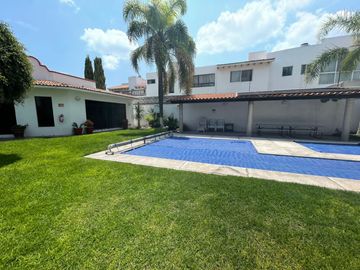 CASA EN VENTA CENTRO SUR 3 NIVELES (SOTANO)