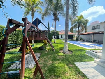 CASA EN VENTA CENTRO SUR 3 NIVELES (SOTANO)