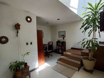 CASA EN VENTA CENTRO SUR 3 NIVELES (SOTANO)