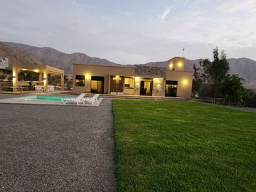 CASA CAMPO CIENEGUILLA - OCASION - AMOBLADA Y EQUIPADA - US$179,000 NEGOCIABLES - 1000m²