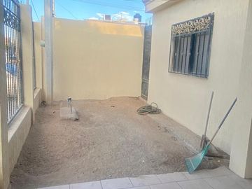 Casa venta de una planta cerca del Blvd Progreso