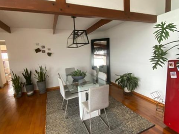 Bello Duplex 230 m² Calle El Mastil Frente a Las Lagunas La Molina