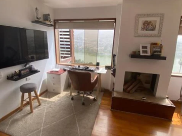 Bello Duplex 230 m² Calle El Mastil Frente a Las Lagunas La Molina