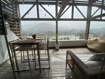 Bello Duplex 230 m² Calle El Mastil Frente a Las Lagunas La Molina