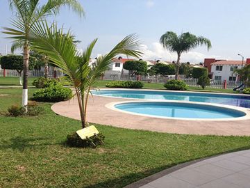 CASA EN COL. REAL IXTAPA, PUERTO VALLARTA.