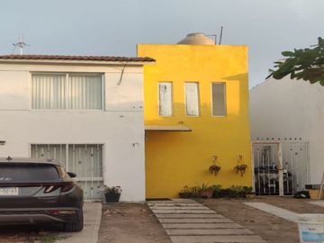 CASA EN COL. REAL IXTAPA, PUERTO VALLARTA.