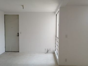 VENTA-AGRADABE DEPARTAMENTO CON ROOF GARDEN PRIVADO EN LORENZO BOTURINI