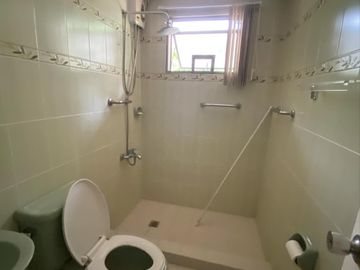 OLD HOUSE FOR SALE IN DASMARINAS VILLAGE MAKATI