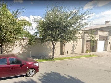 Casa en Calle Guatemala 510 Col Guadalupe Monclova Coahuila