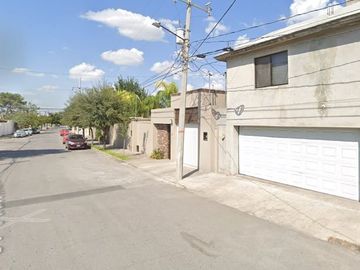 Casa en Calle Guatemala 510 Col Guadalupe Monclova Coahuila