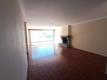 Departamento en Venta, 262 metros, Quito Tenis, Charles Darwin, Centro Norte Quito.