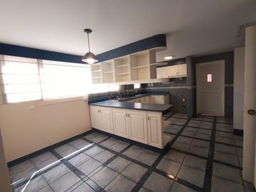 Departamento en Venta, 262 metros, Quito Tenis, Charles Darwin, Centro Norte Quito.