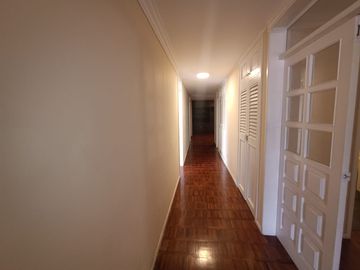 Departamento en Venta, 262 metros, Quito Tenis, Charles Darwin, Centro Norte Quito.