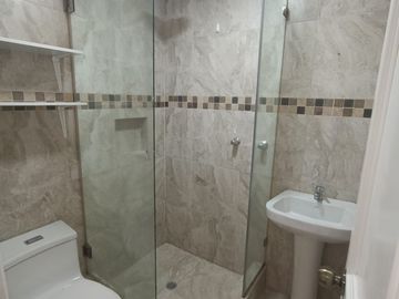 Departamento en Venta, 262 metros, Quito Tenis, Charles Darwin, Centro Norte Quito.