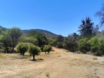 Solo 25 parcelas planas y semi planas en Quillota, Cajón San Pedro,