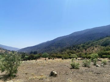 Solo 25 parcelas planas y semi planas en Quillota, Cajón San Pedro,