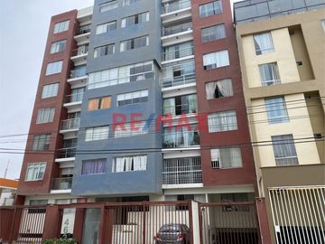 Magdalena - Departamento En Venta A Pocas Cuadras Del Malecon